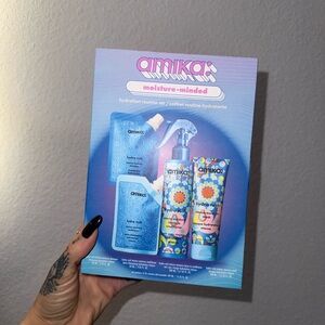 Amika Moisture-Minded Hydration Set